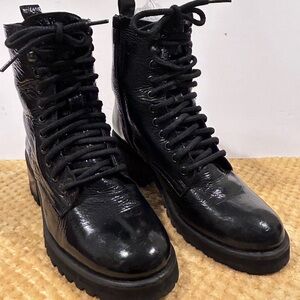 Steve Madden Geneva black patent leather moto/combat boots lace and zip size 8